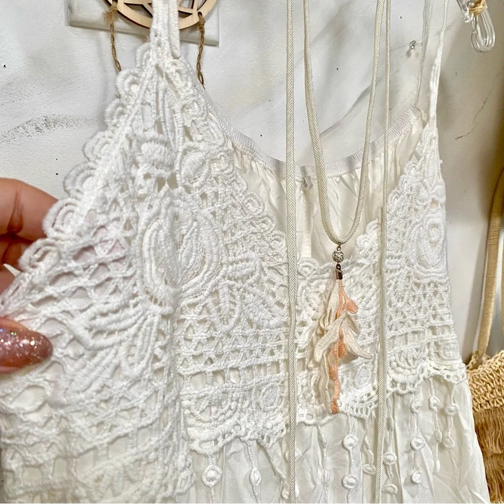 SOLD ⭐️Prairie vibe crochet boho dress w intricate fringe & shabby chic vibe - Picture 5 of 7